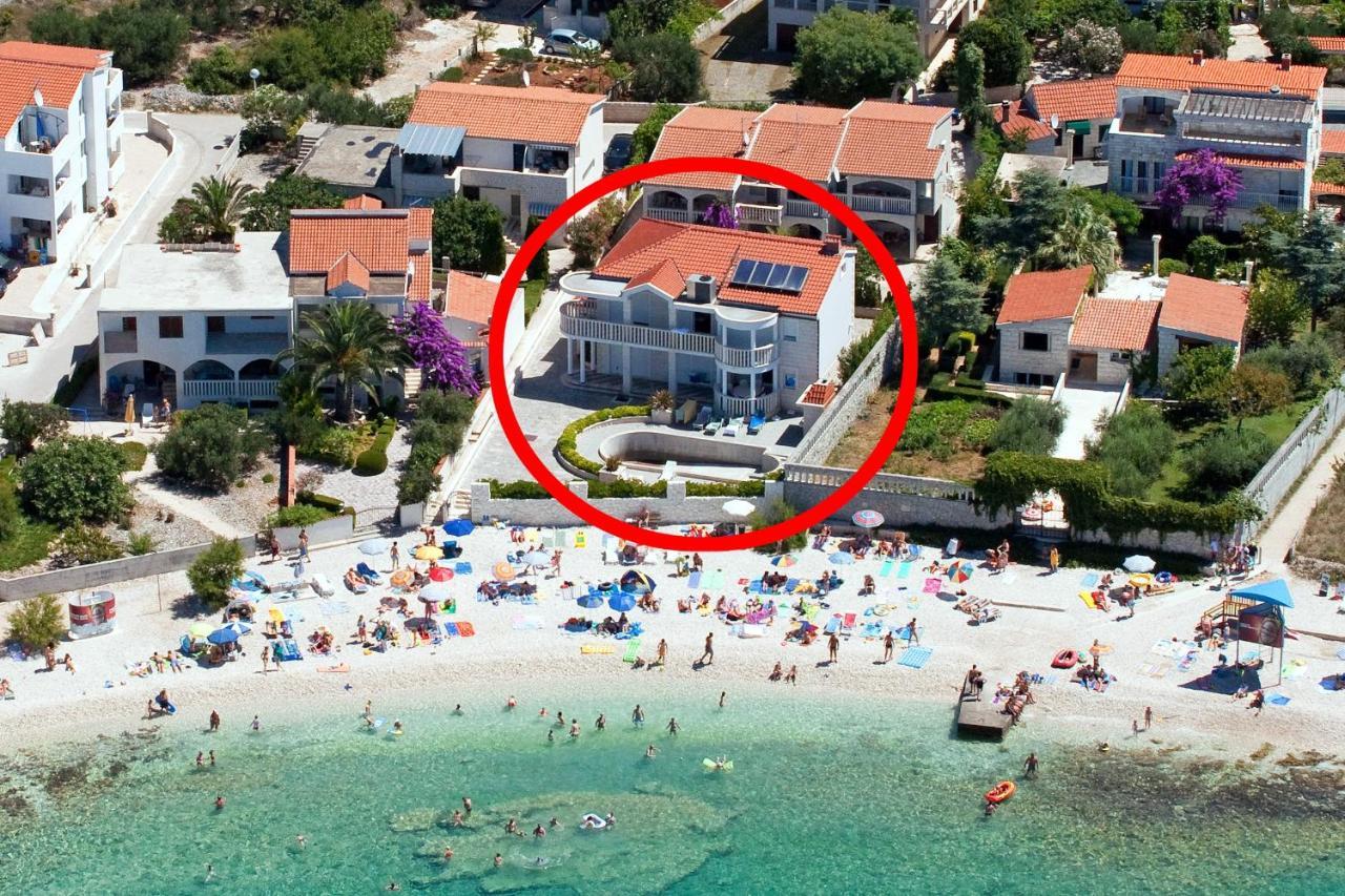 Family Friendly Apartments With A Swimming Pool Rogoznica - 7557 Kültér fotó
