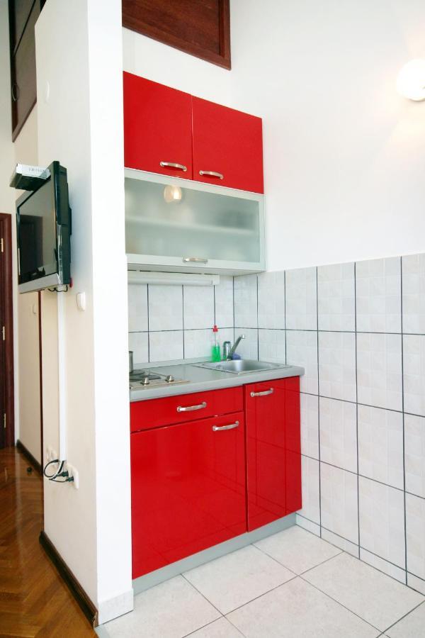 Family Friendly Apartments With A Swimming Pool Rogoznica - 7557 Kültér fotó